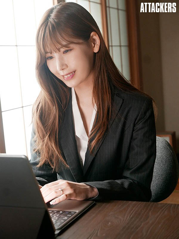 明里つむぎ(明里紬,Akari-Tsumugi)作品ADN-262介绍及封面预览