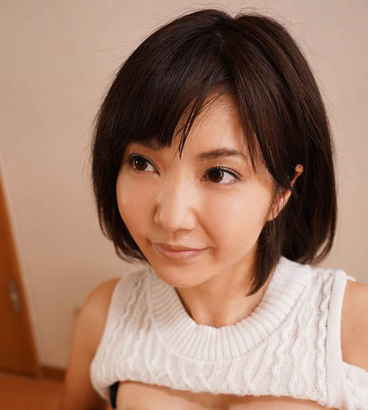 峰田ななみ(峰田七海)作品JUL-389介绍及封面预览