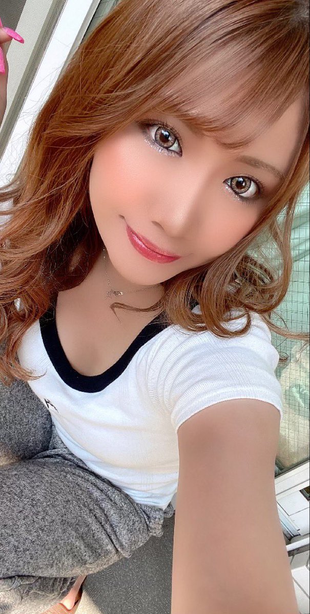 夏向心乃(夏向ここの)出道作品番号及封面,夏向ここの个人简介