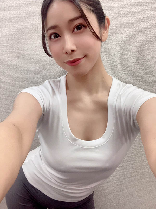 33岁已婚人妻《野咲美樱》精选作品推荐介绍及封面预览