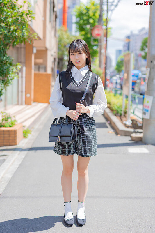 天美めあ(天美芽爱,Amami-Mea)出道作品MOGI-125介绍及封面预览-图片2