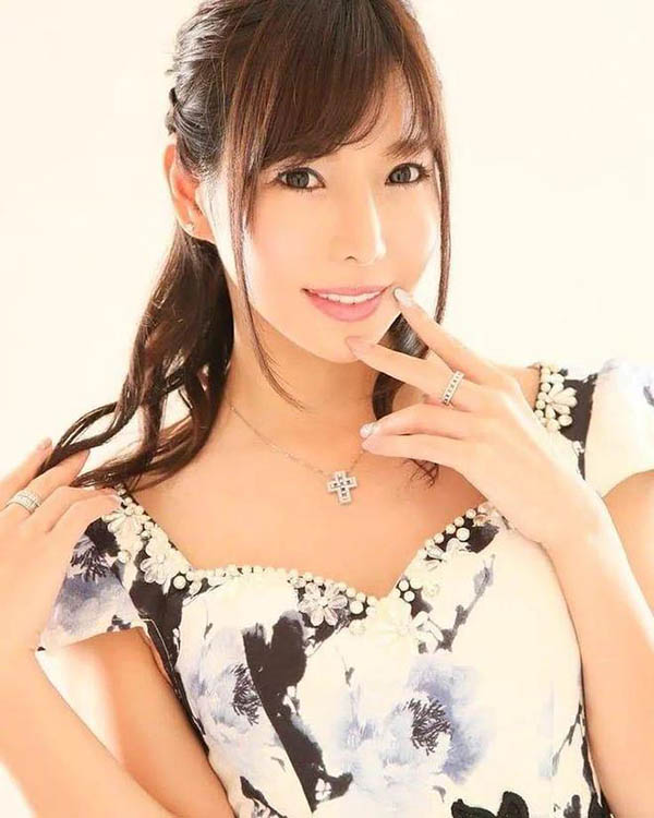 六本木第一女公关《早川濑里奈》精选作品推荐介绍及封面预览