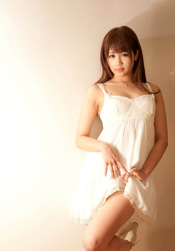 写真女星《立花纱绫》精选作品推荐介绍及封面预览